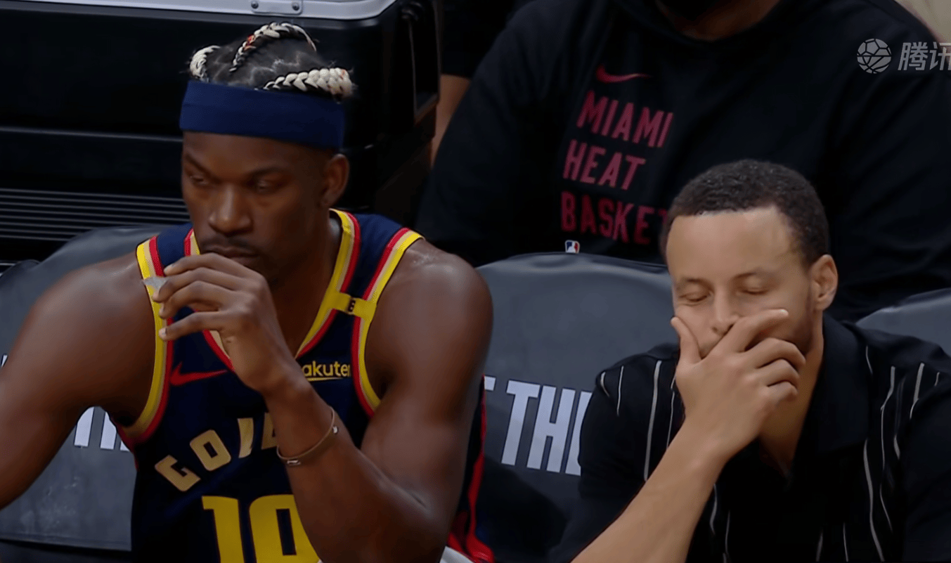 九游娱乐-包含库里重返赛场，比赛局势复杂首场状态出色，美国队观众沸腾！的词条