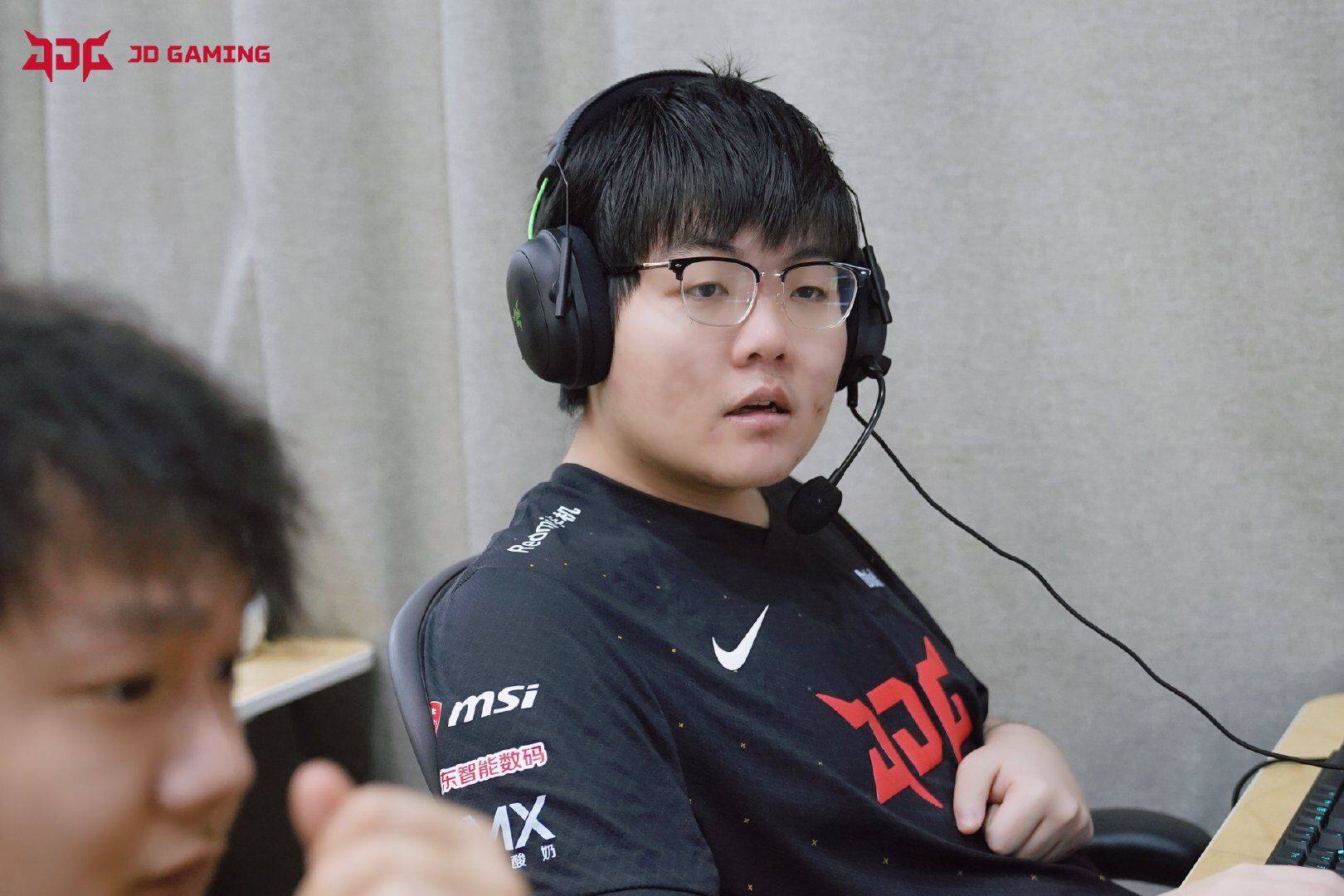 九游-包含Karsa在德国队比赛中赛事规则更新，挺进下一轮引发热议！的词条